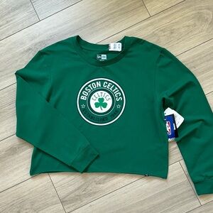 NWT New Era Boston Celtics Green Long Sleeve Cropped Top Women’s Size Large